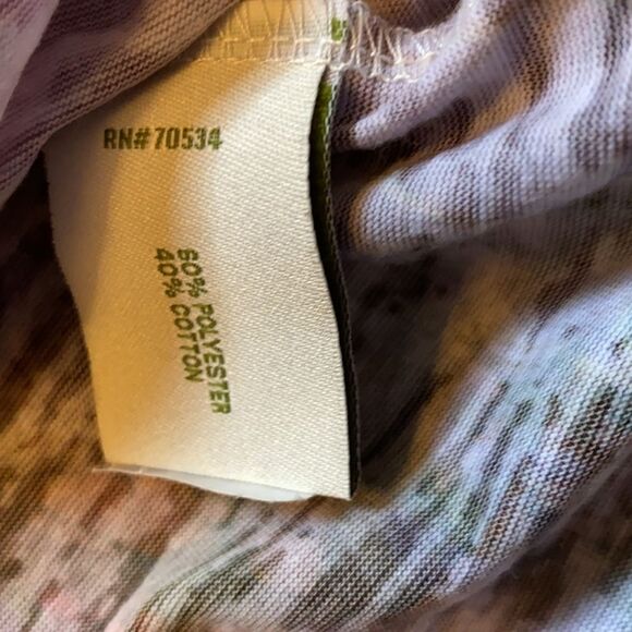 Orvis top. Size Medium. NWOT. Excellent condition. - Picture 4 of 4